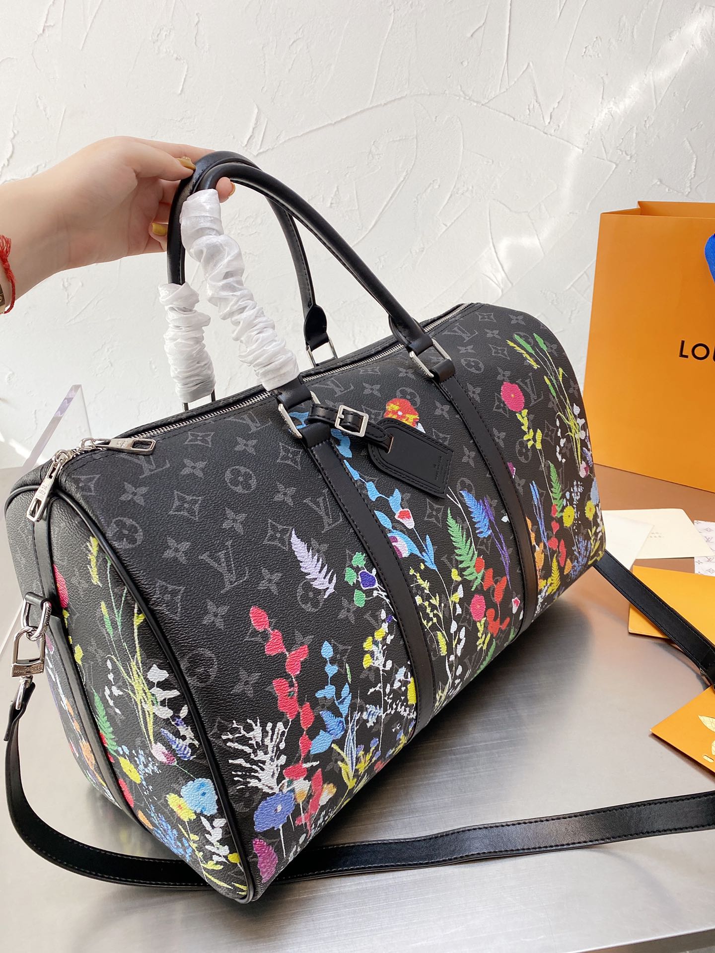 LV $84 gallery