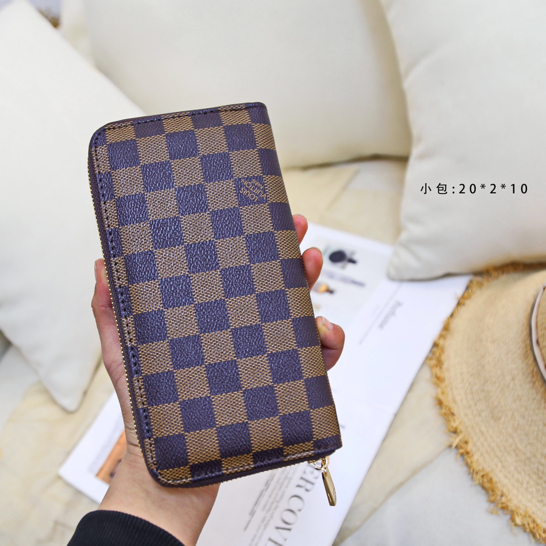 LV $84 gallery