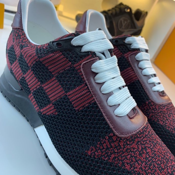 LV $85 gallery