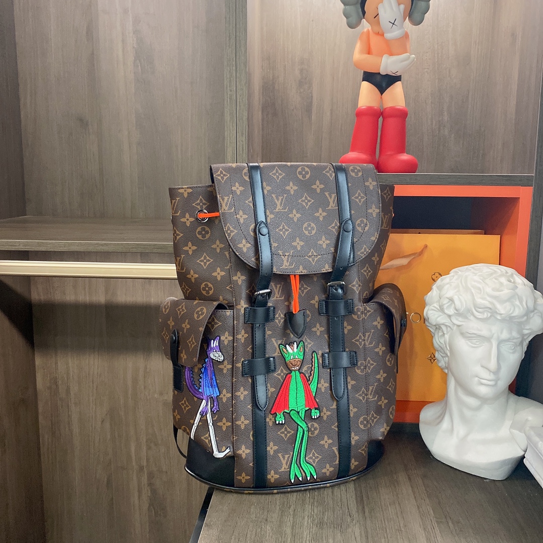 LV $85 gallery