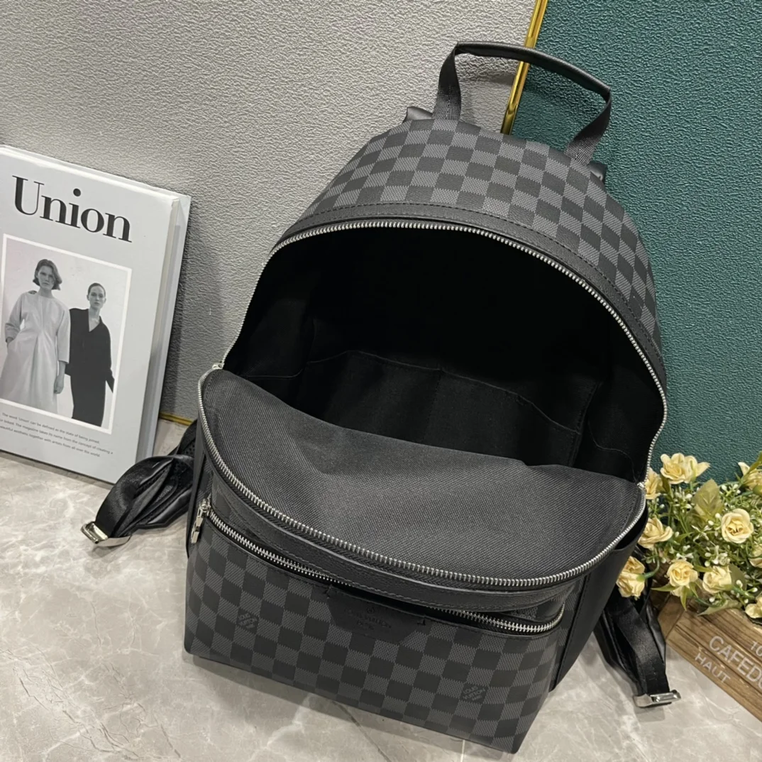 LV $85 gallery