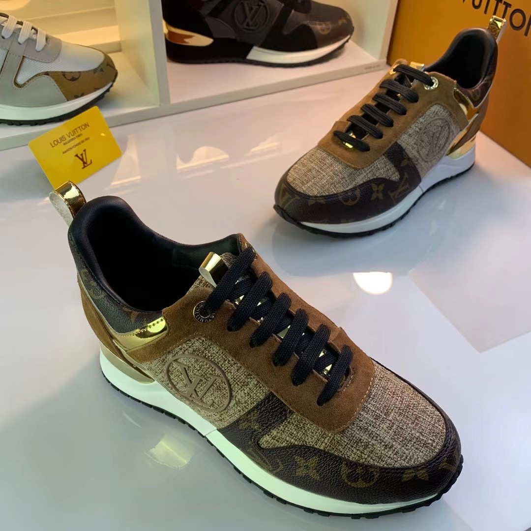 LV $85 gallery