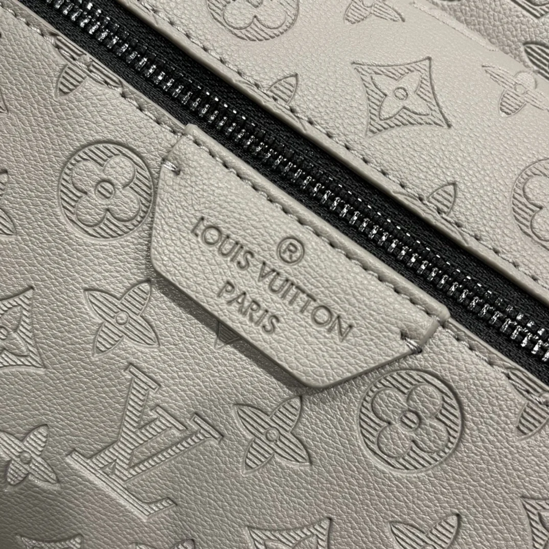 LV $85 gallery