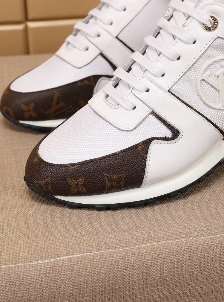 LV $85 gallery