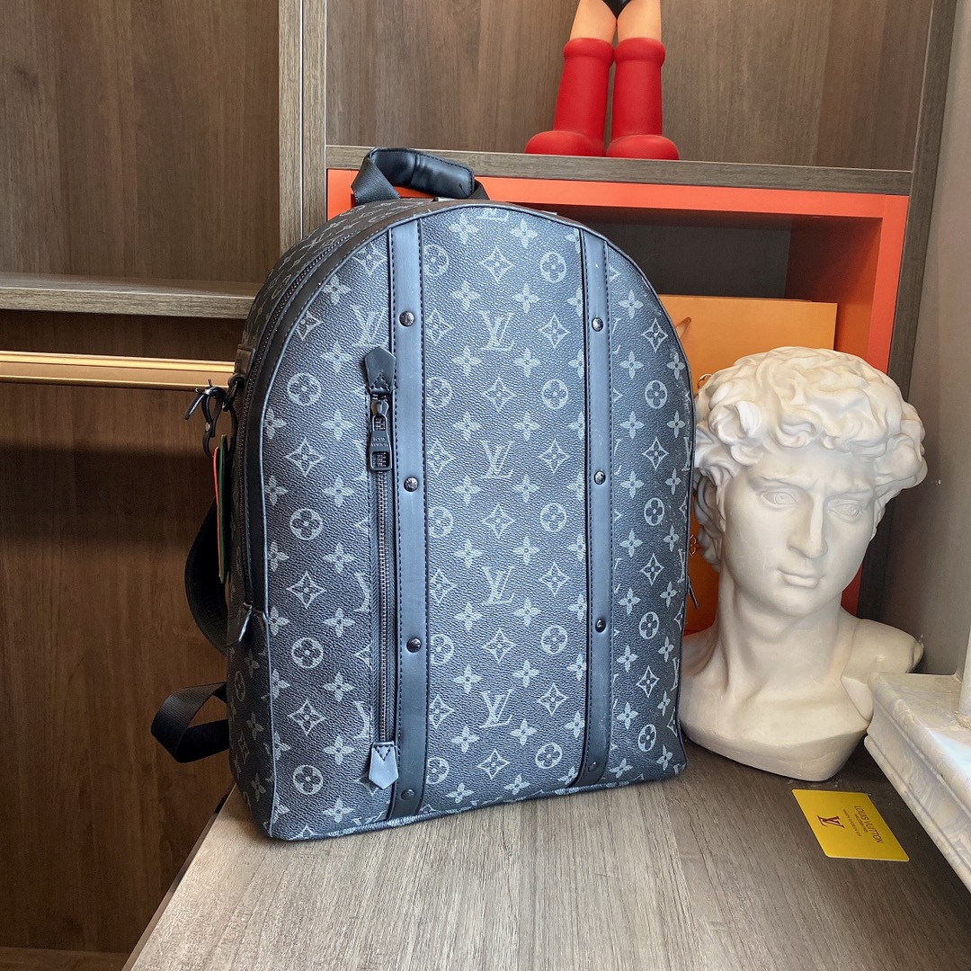 LV $85 gallery