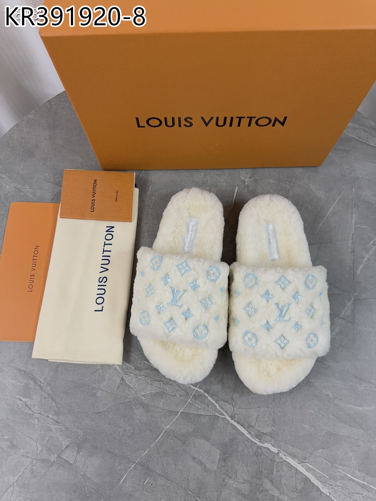 LV $85 gallery