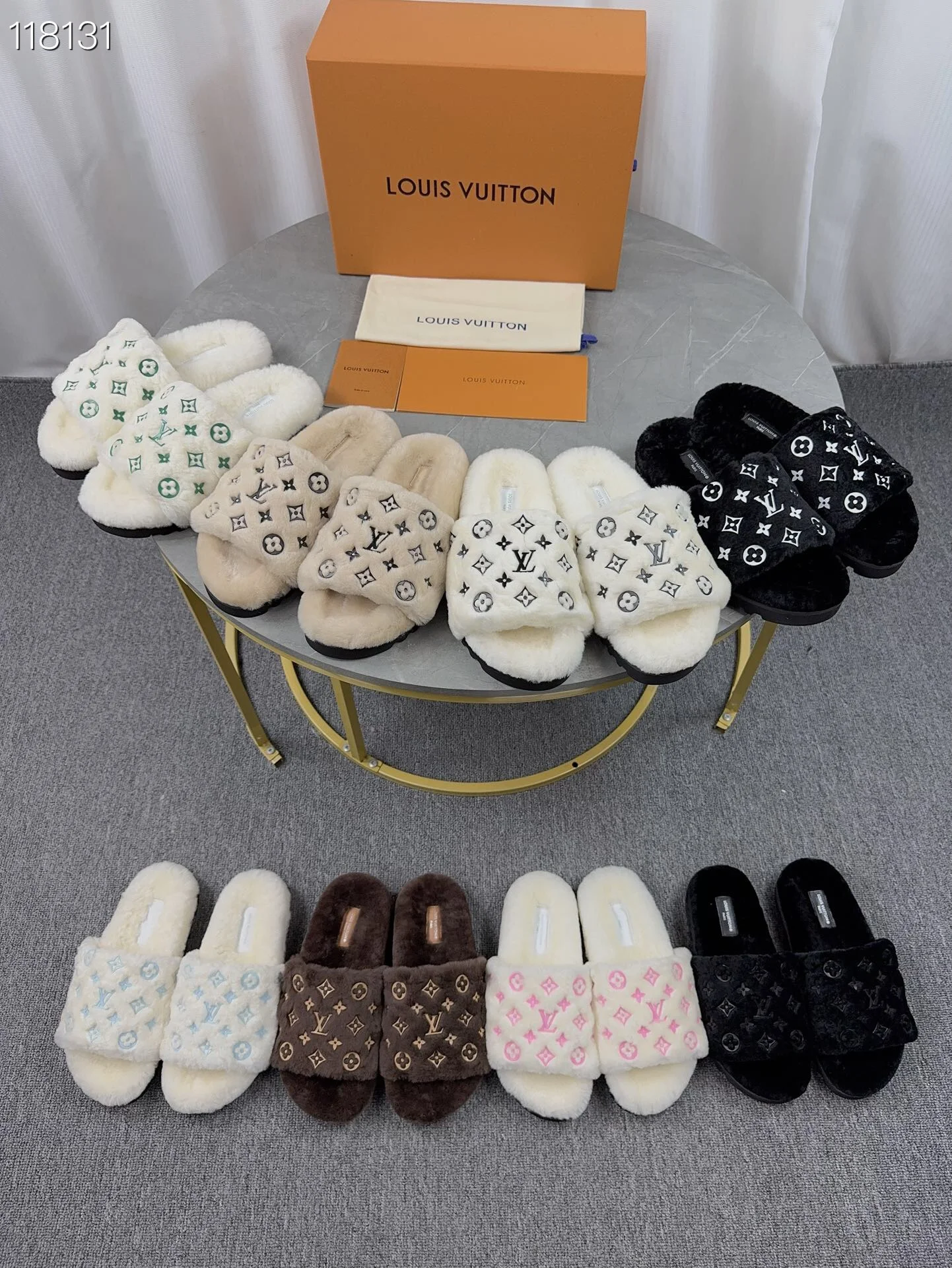 LV $85 gallery