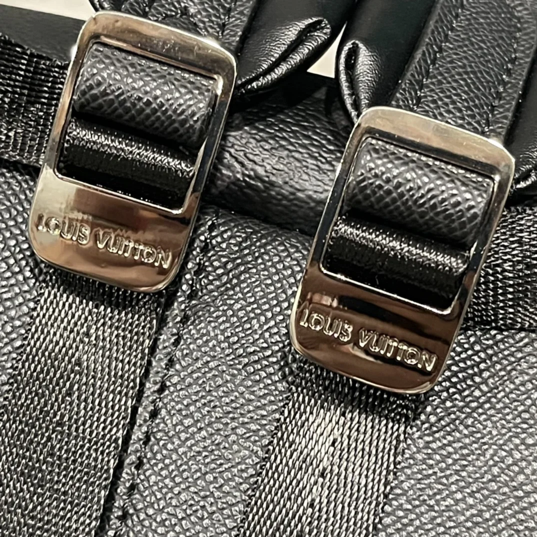 LV $85 gallery