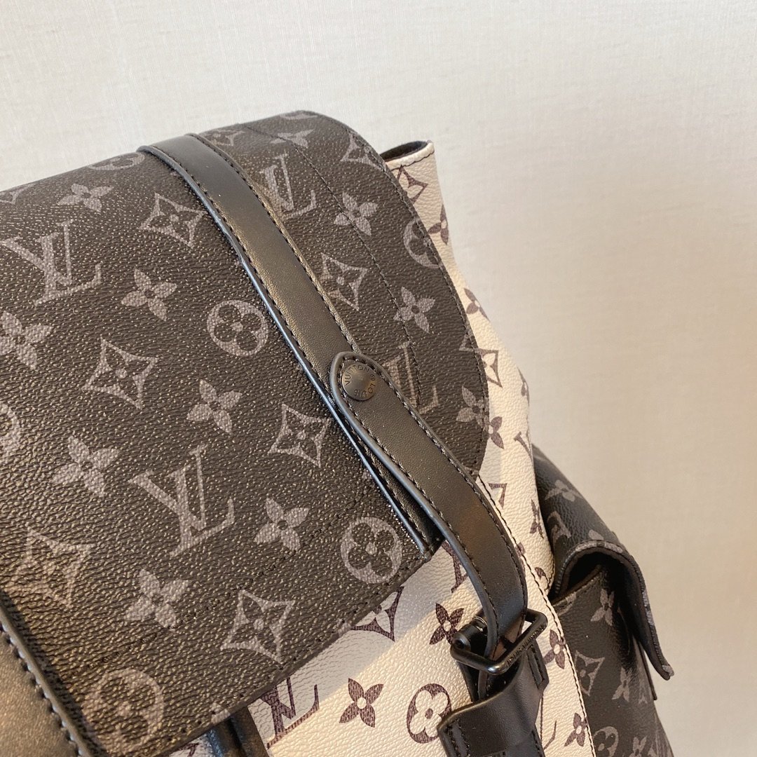 LV $85 gallery