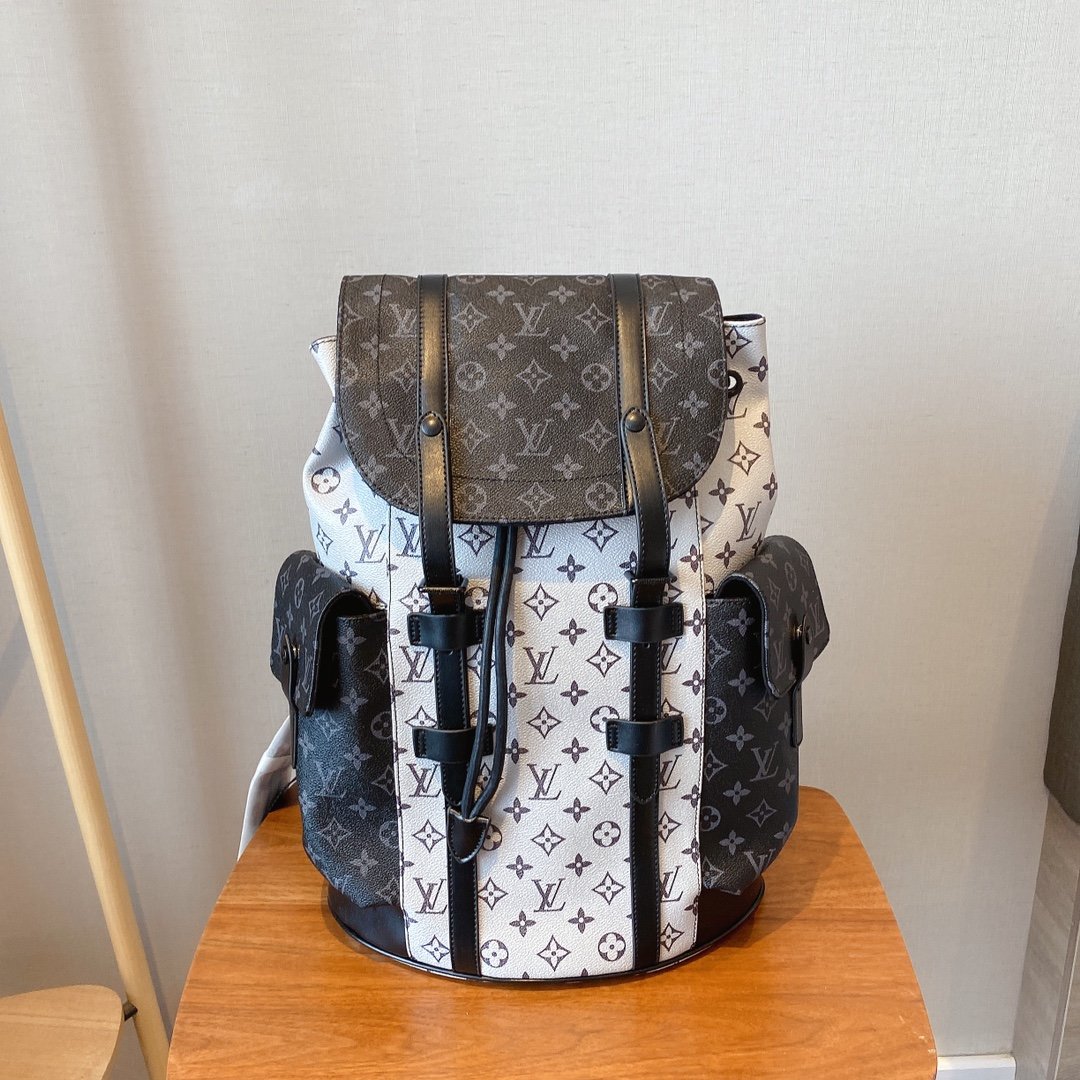 LV $85 gallery