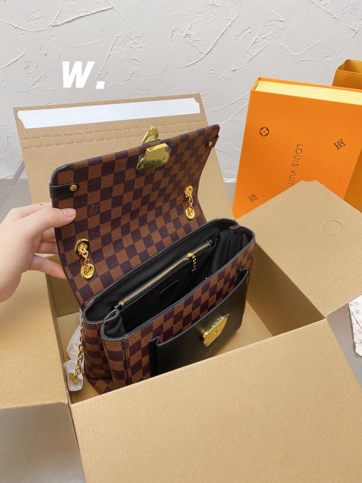 LV $86 gallery