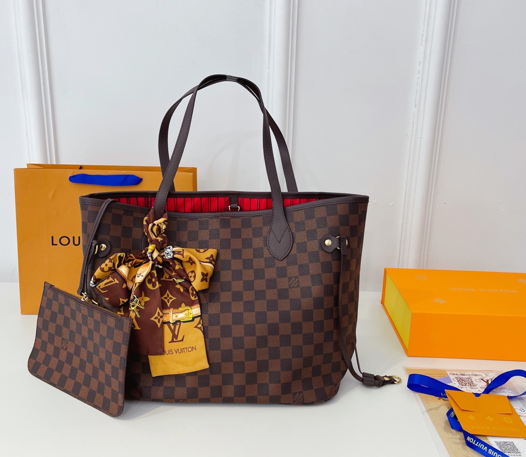 LV $86 gallery