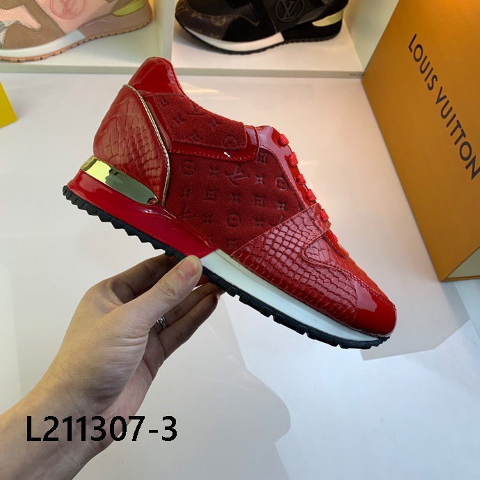 LV $86 gallery