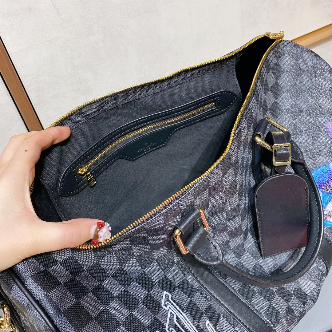 LV $87 gallery