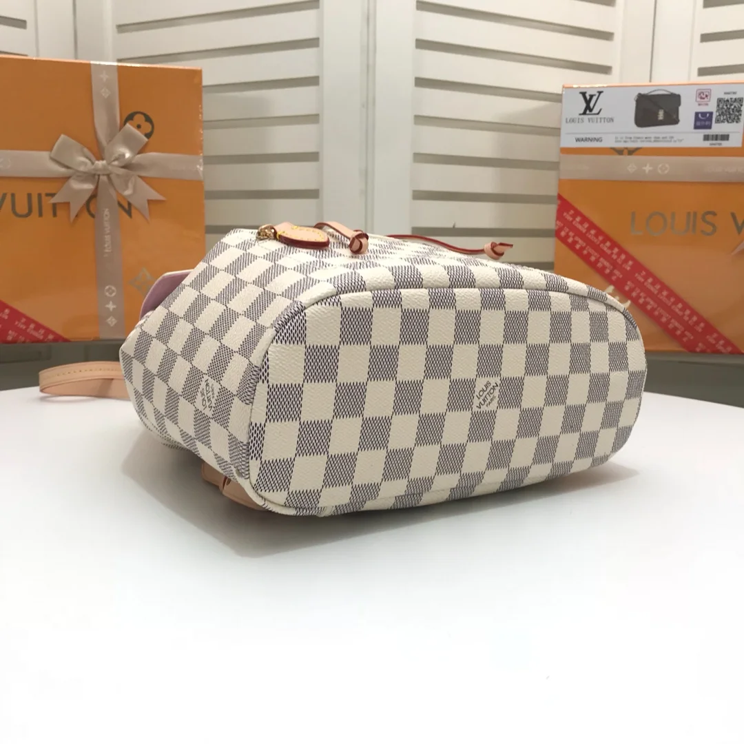 LV $88 gallery