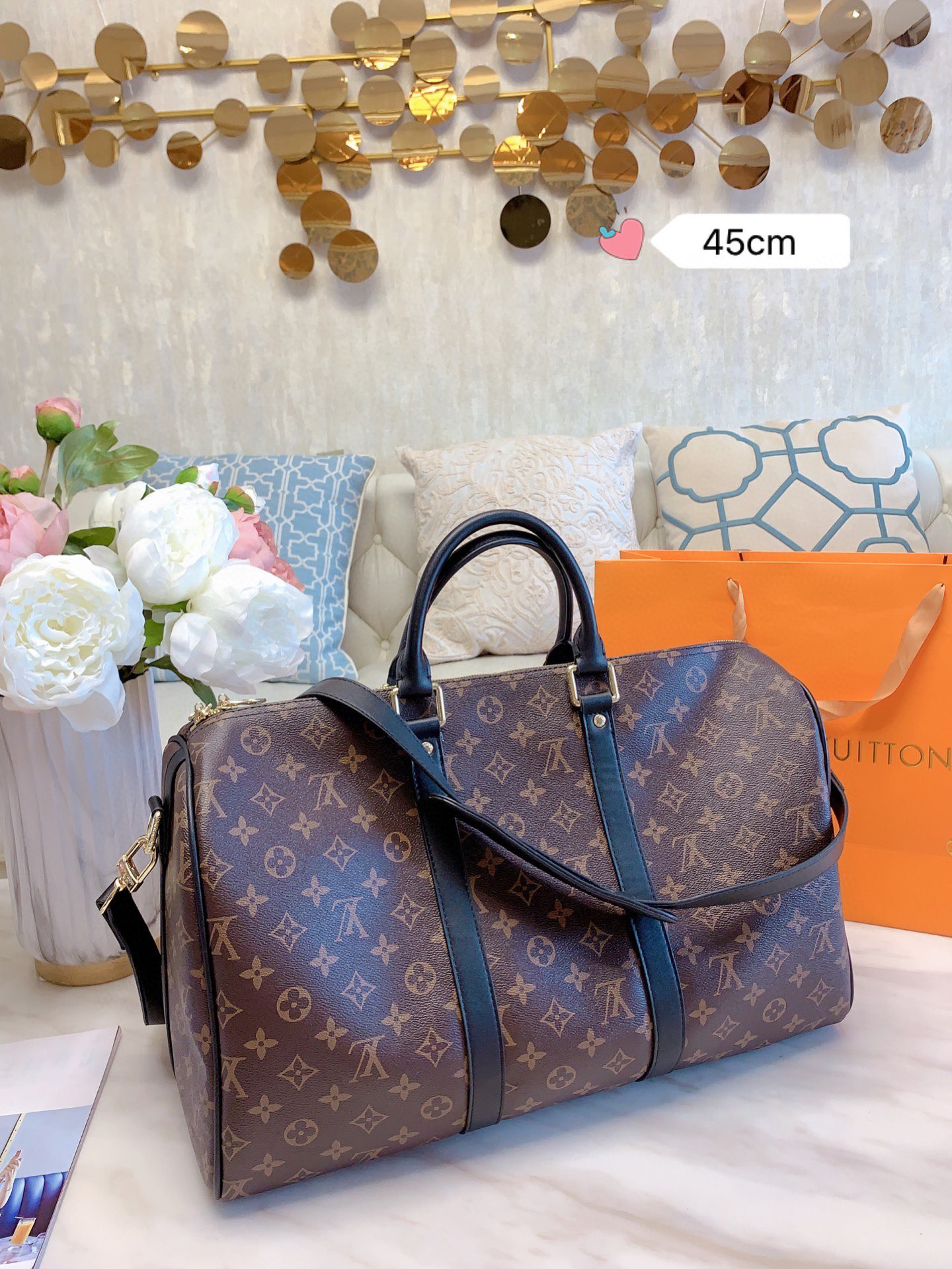 LV $89 gallery