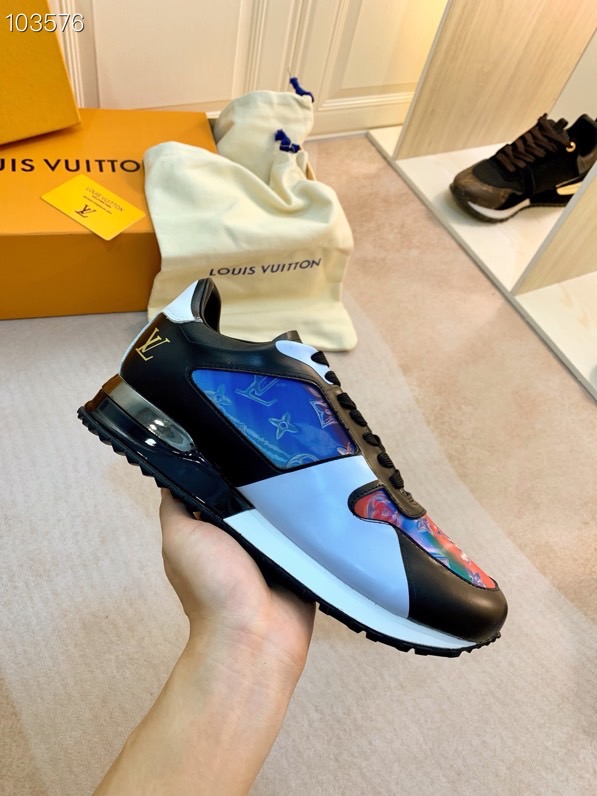 LV $90 gallery