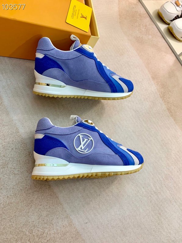 LV $90 gallery