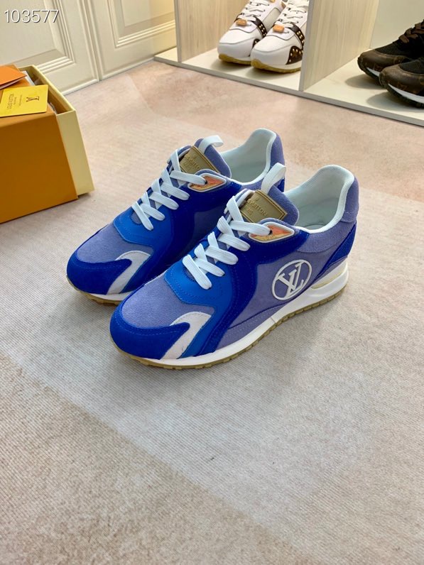 LV $90 gallery