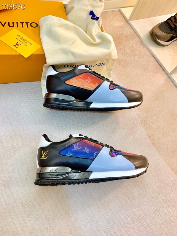 LV $90 gallery