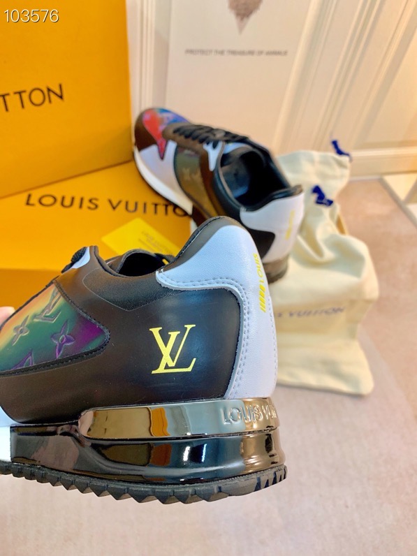 LV $90 gallery