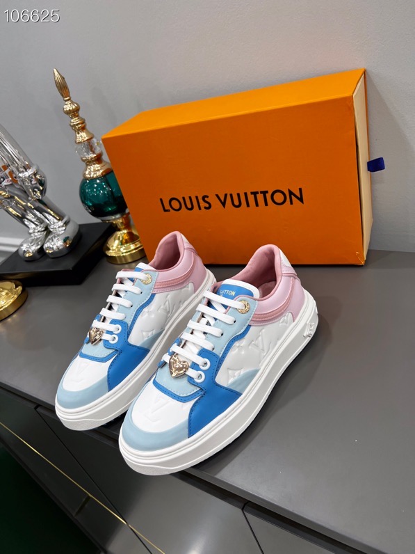 LV $90 gallery