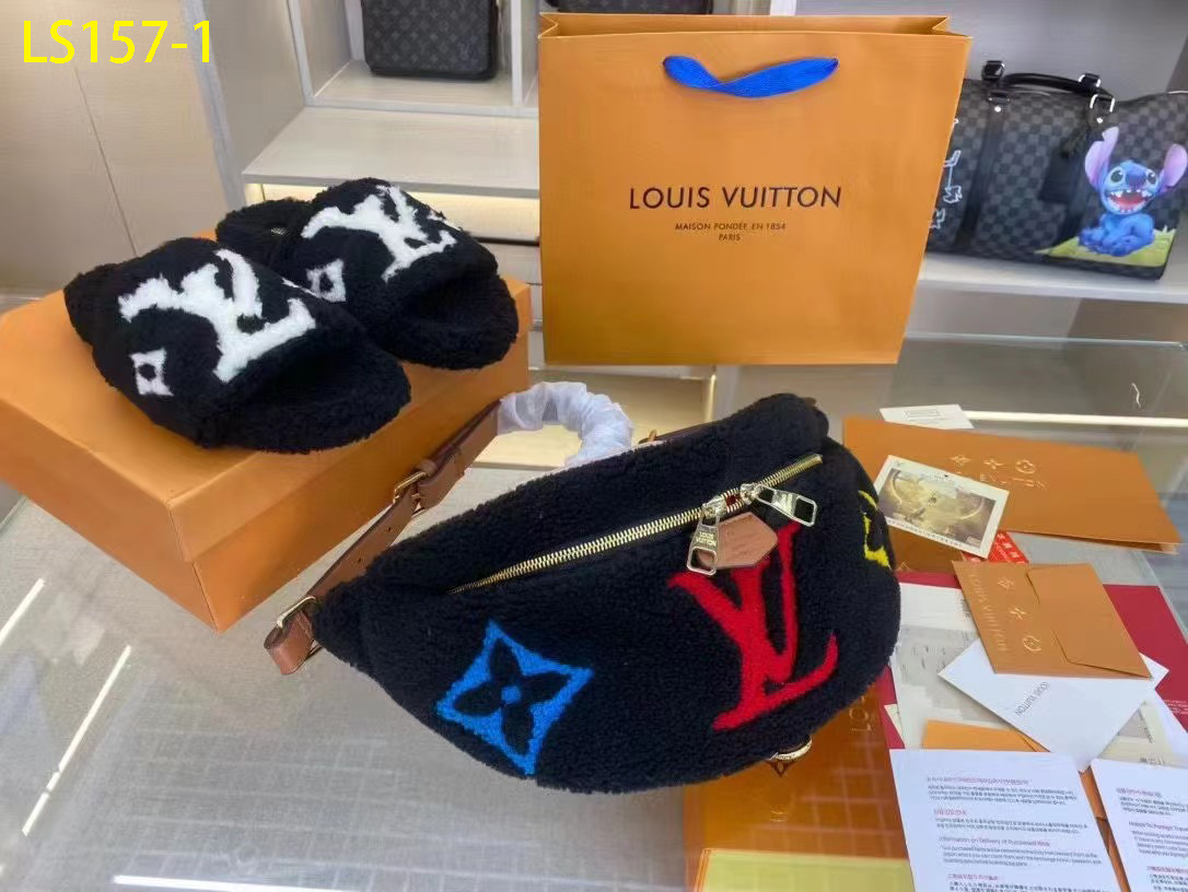 LV $90 gallery