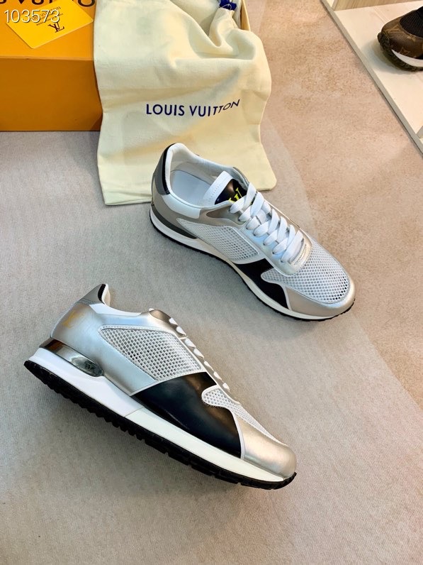 LV $90 gallery