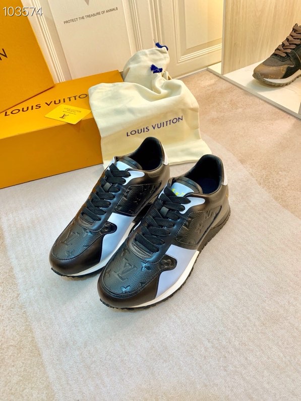 LV $90 gallery