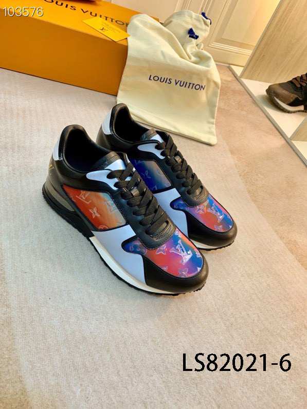 LV $90 gallery