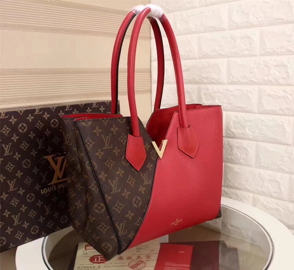 LV $90 gallery