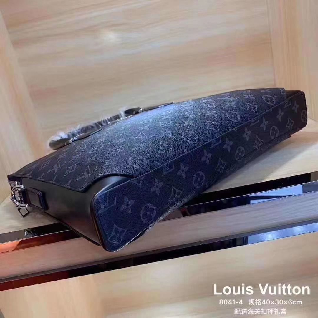 LV $91 gallery