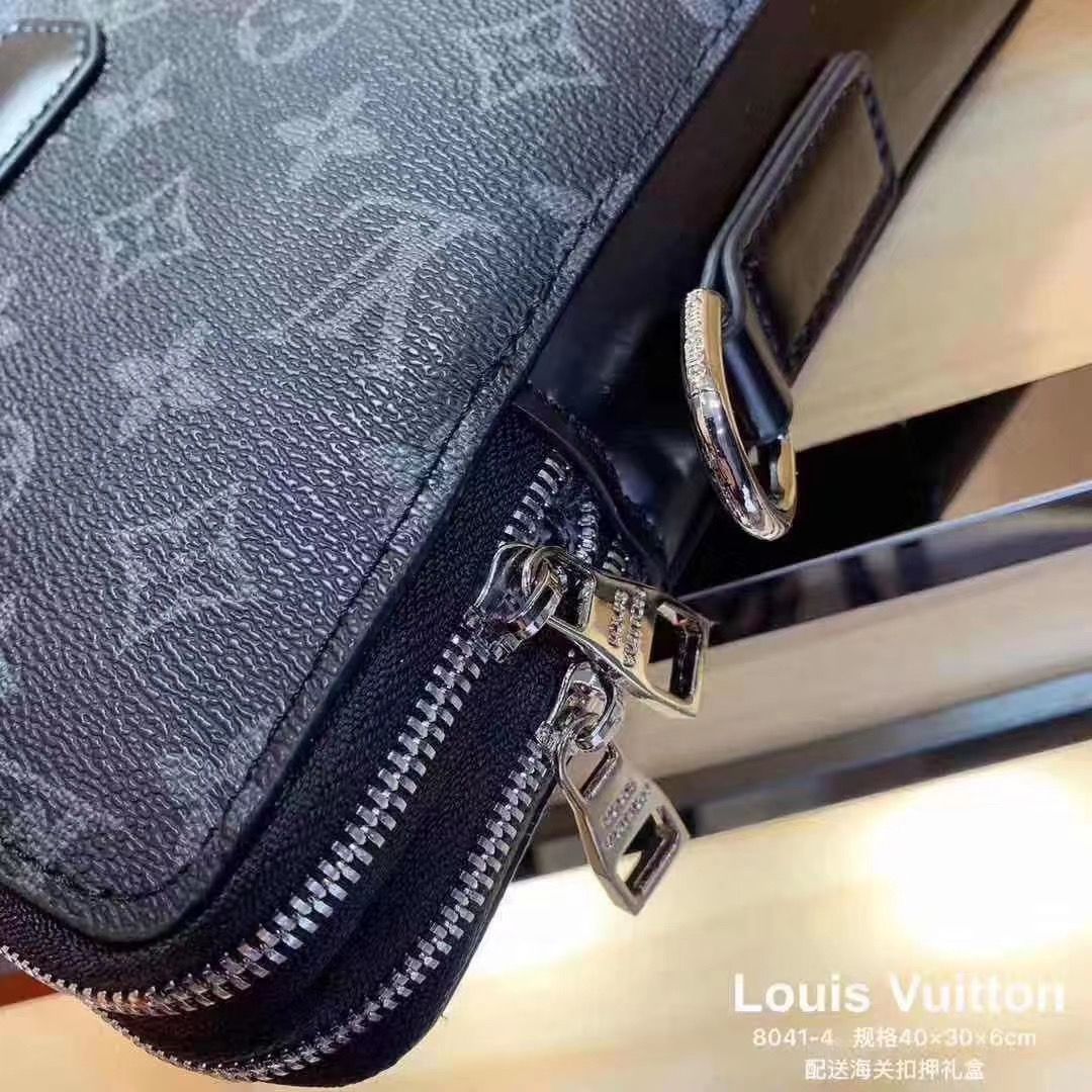 LV $91 gallery