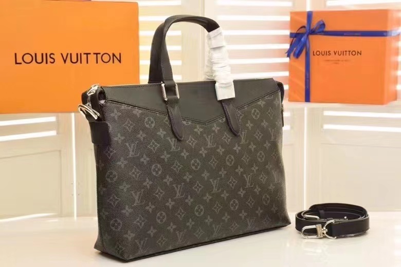 LV $92 gallery