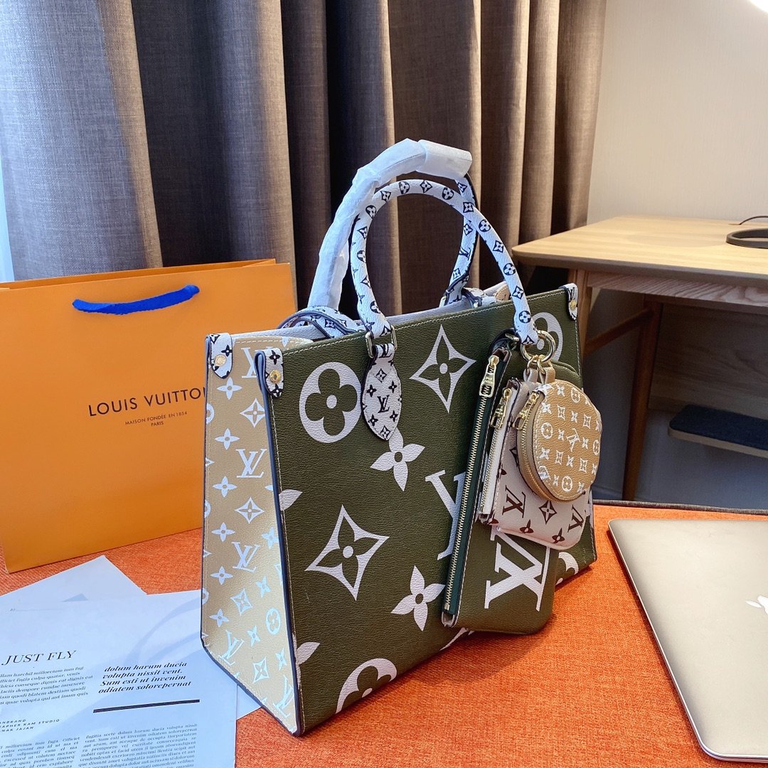 LV $92 gallery