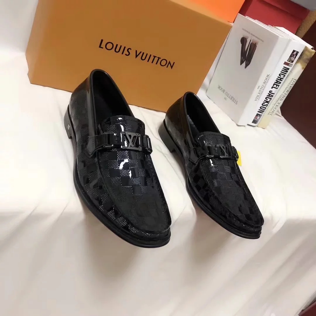 LV $94 gallery