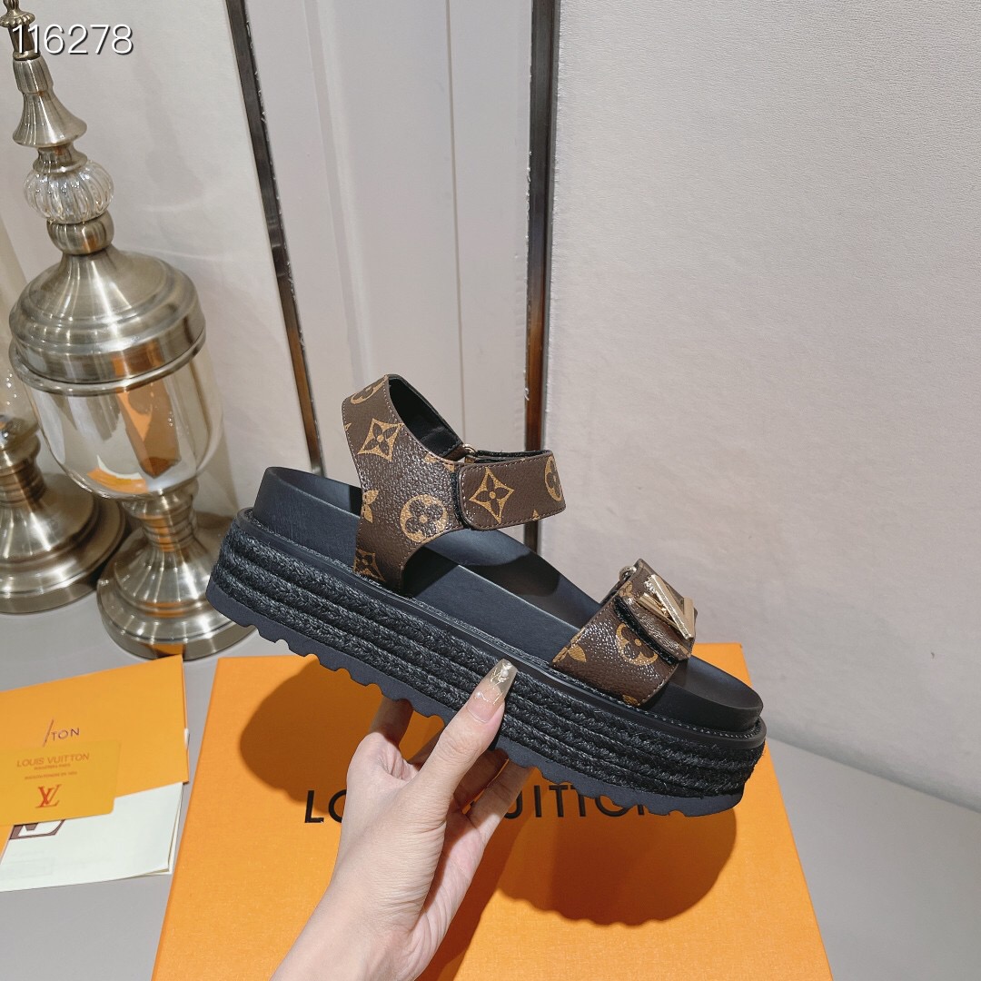 LV $94 gallery