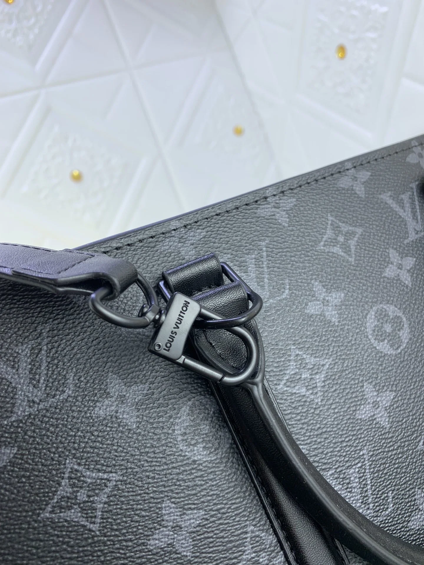 LV $96 gallery