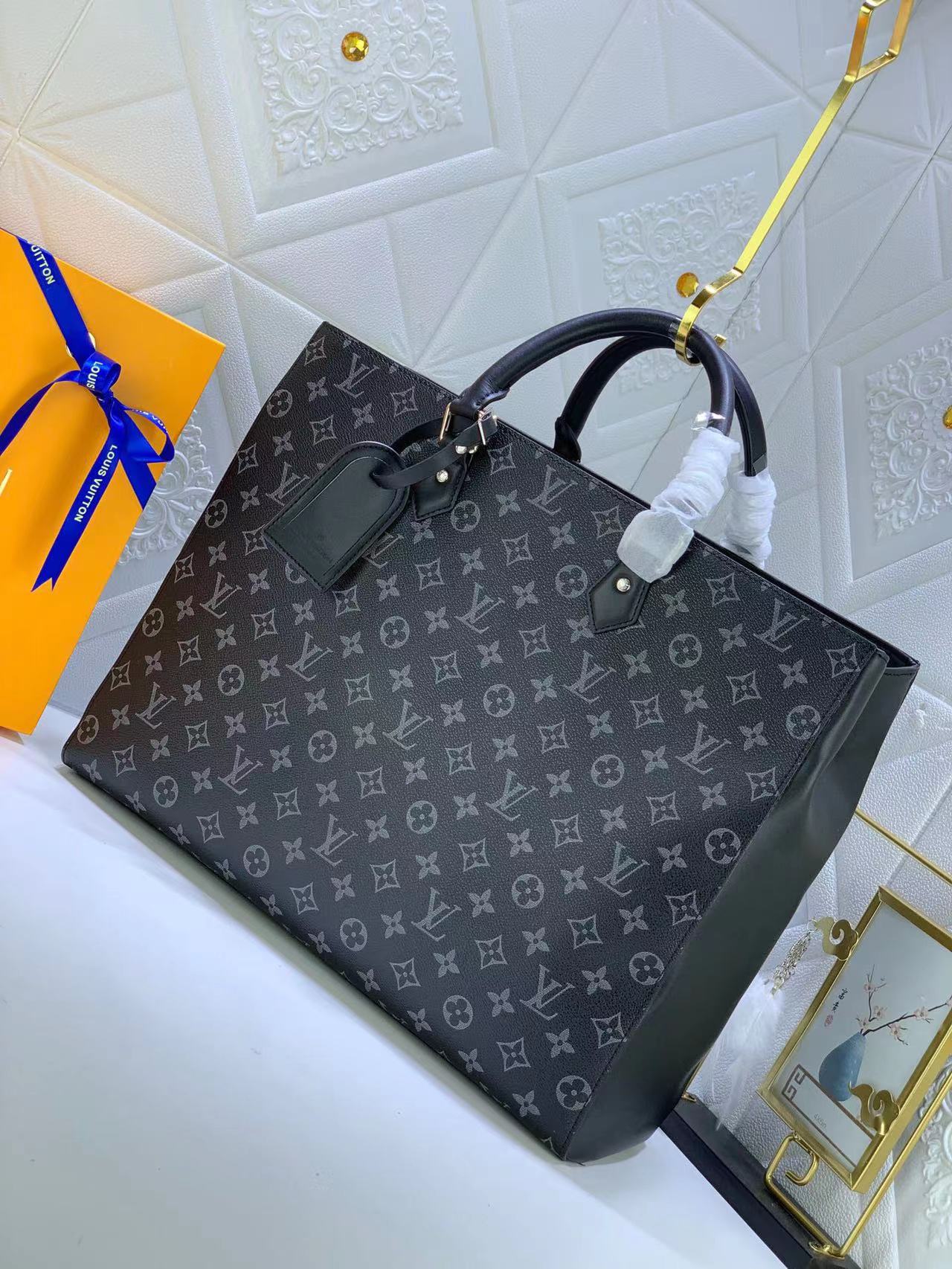 LV $96 gallery