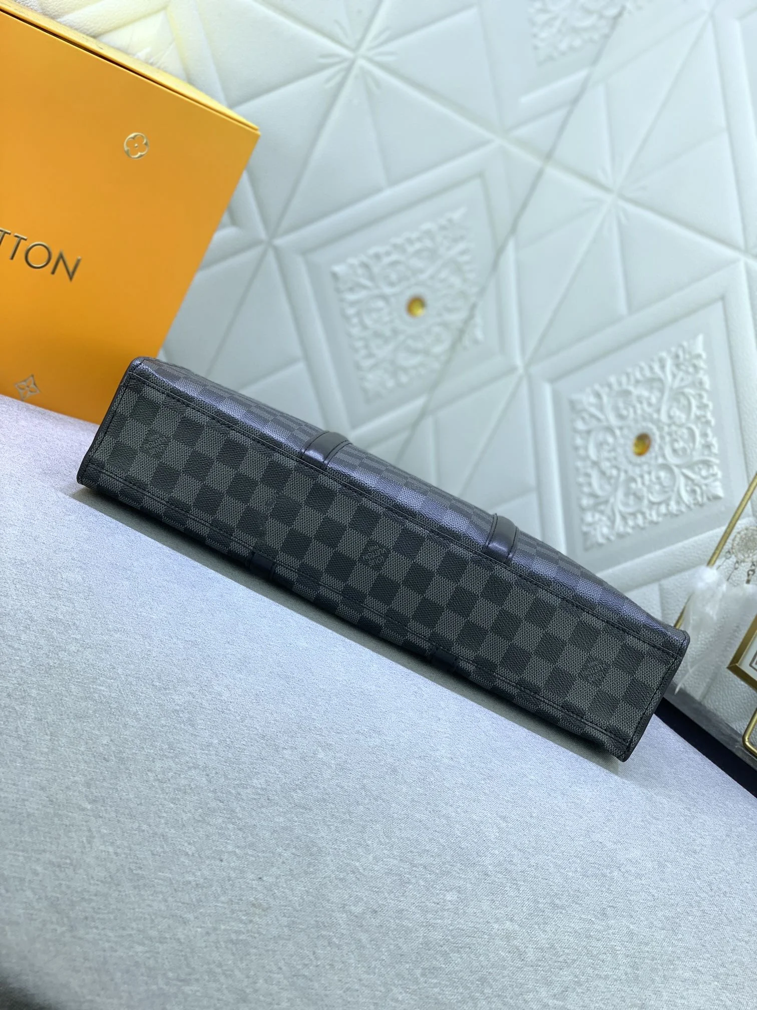 LV $96 gallery