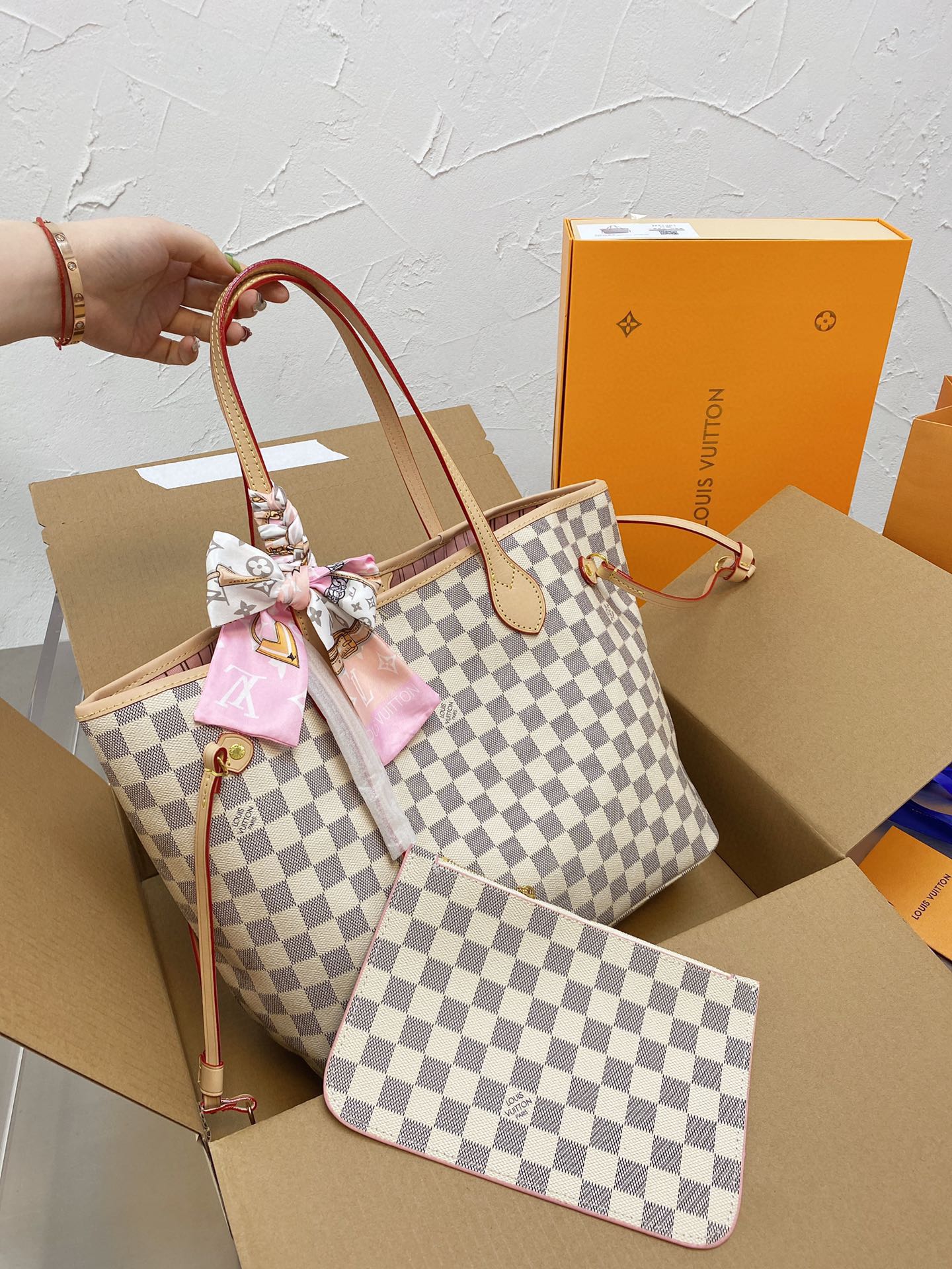 LV $96 gallery