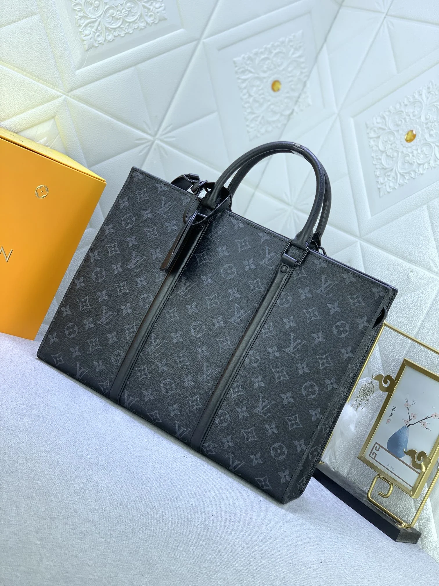 LV $96 gallery