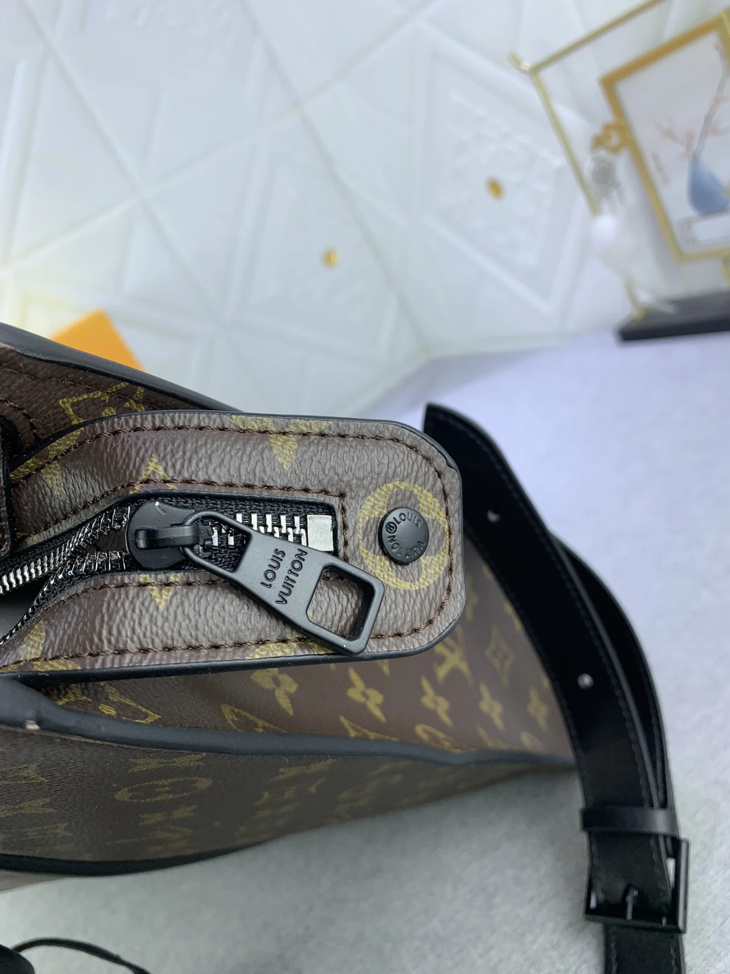 LV $96 gallery