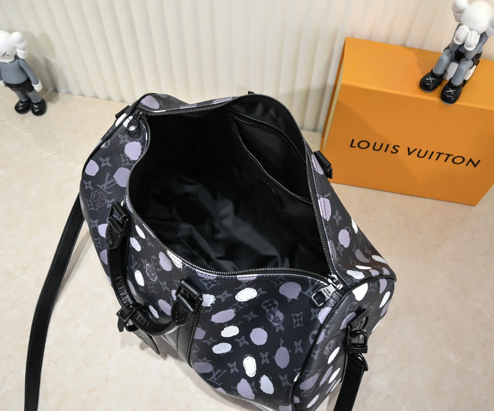 LV $96 gallery