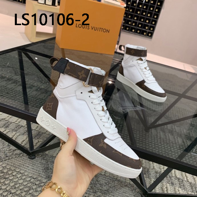 LV $96 gallery