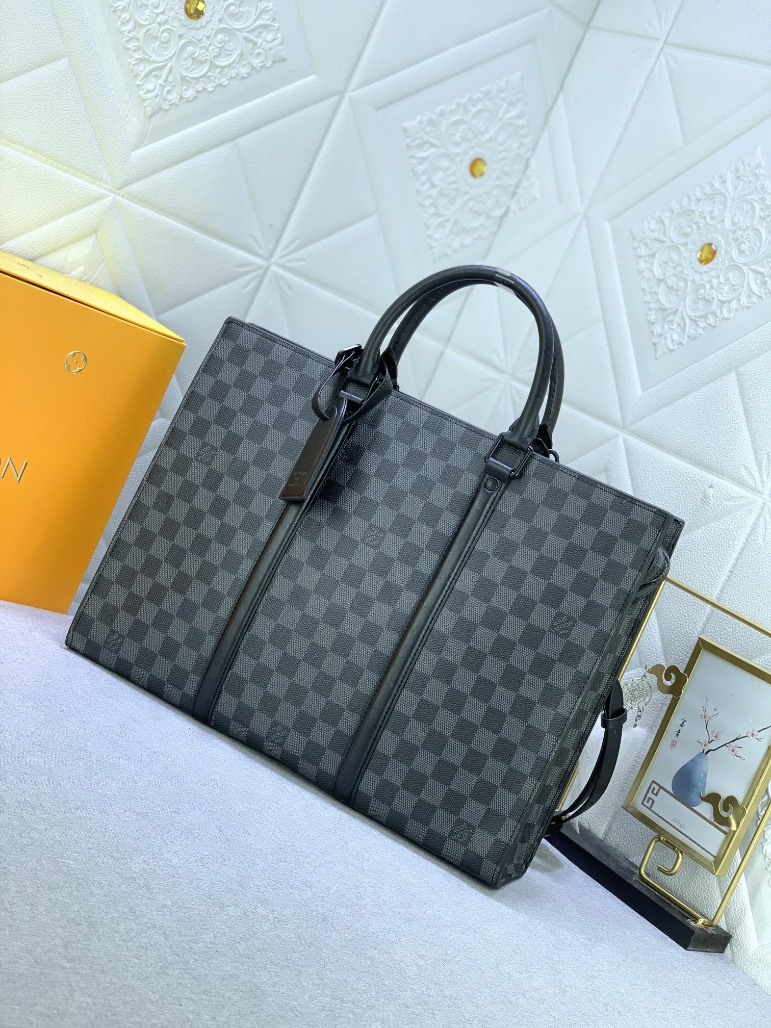 LV $96 gallery