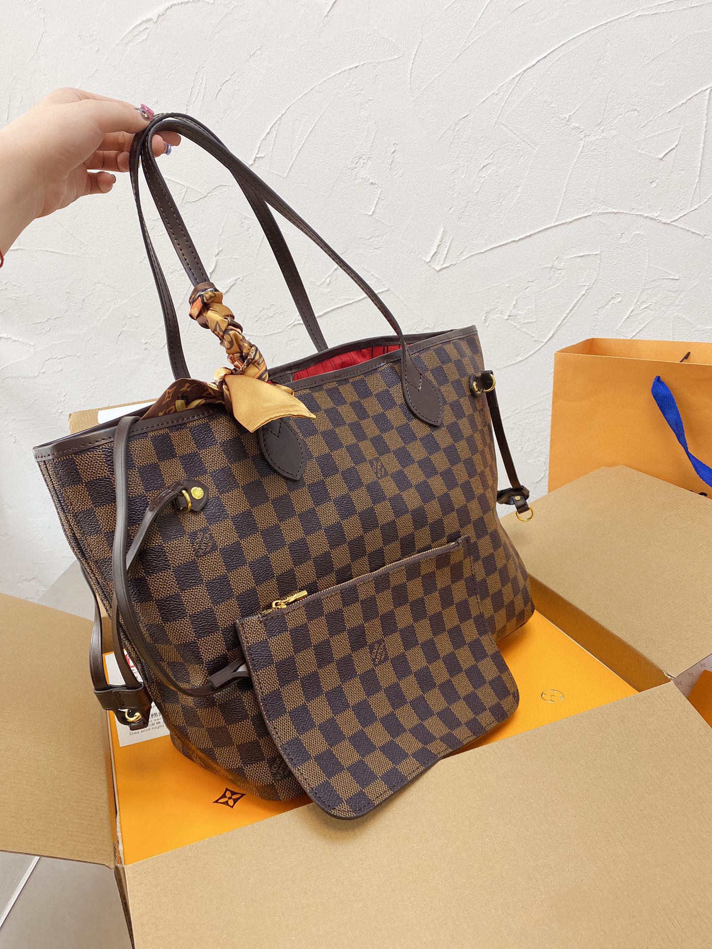 LV $96 gallery