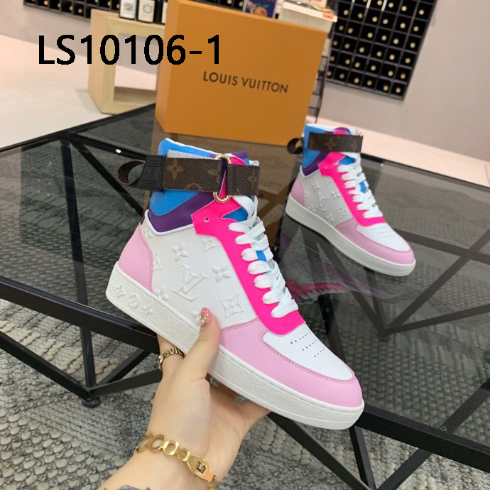 LV $96 gallery