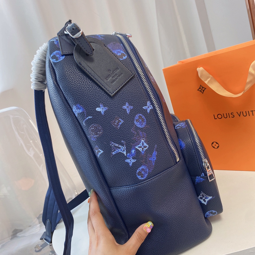 LV $96 gallery