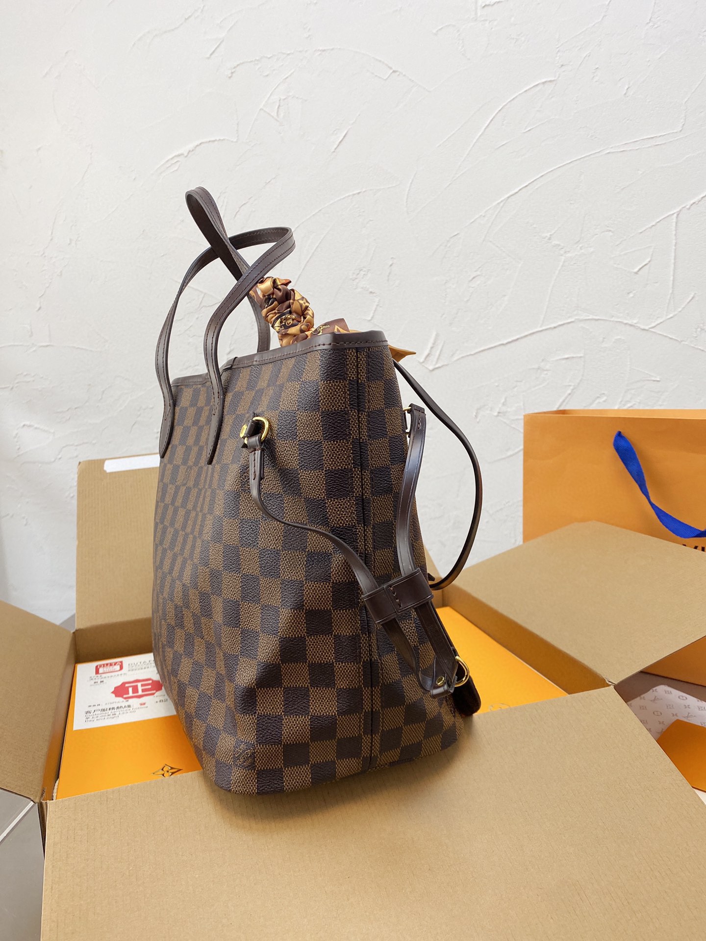 LV $96 gallery